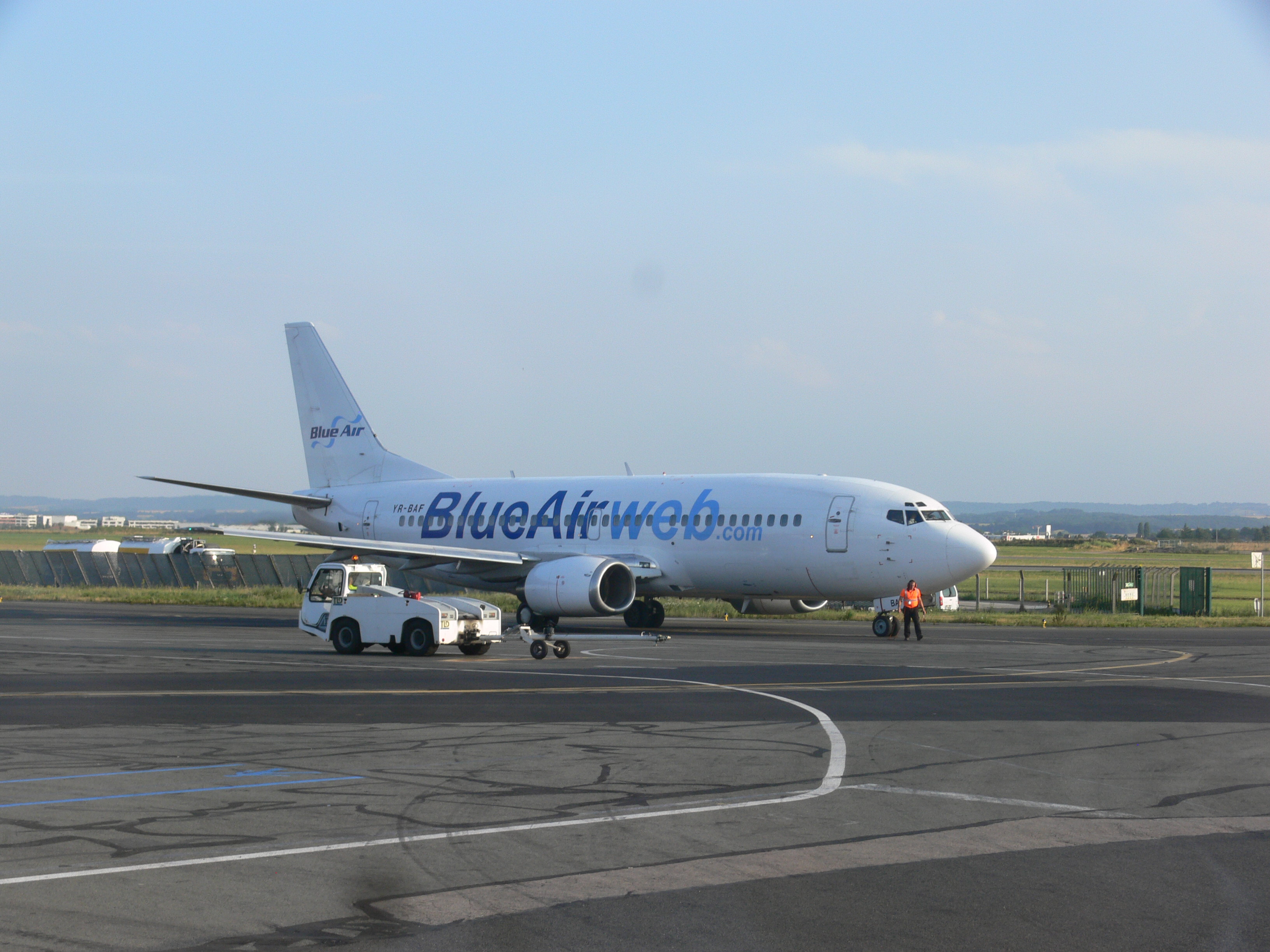 Private Transfer from Beauvais Airport to Paris